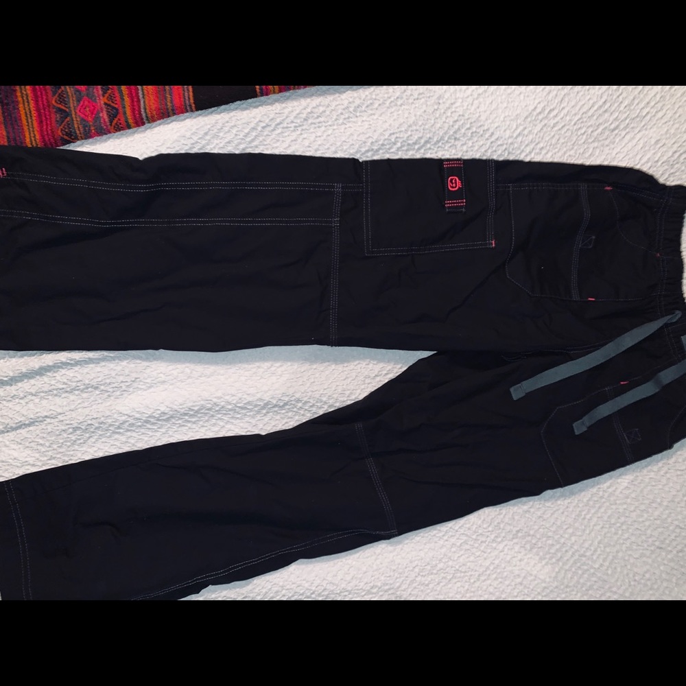 Scrub bottoms